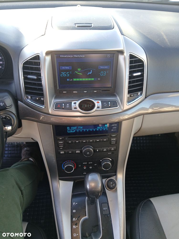Chevrolet Captiva 2.2 D LTZ - 7
