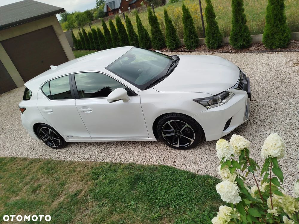 Lexus CT 200h Prestige - 5