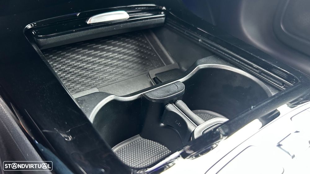 Mercedes-Benz A 200 - 53