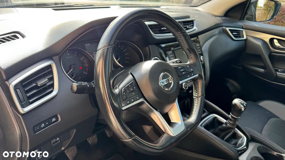 Nissan Qashqai 1.3 DIG-T SHIRO - 20