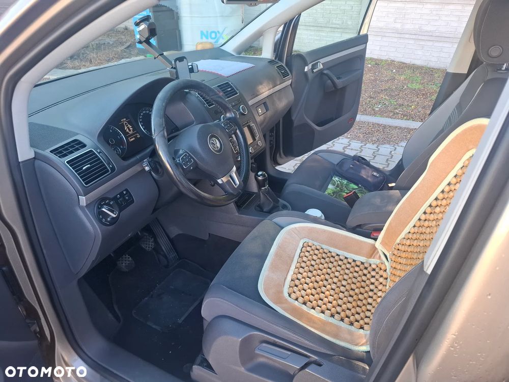 Volkswagen Tiguan - 8