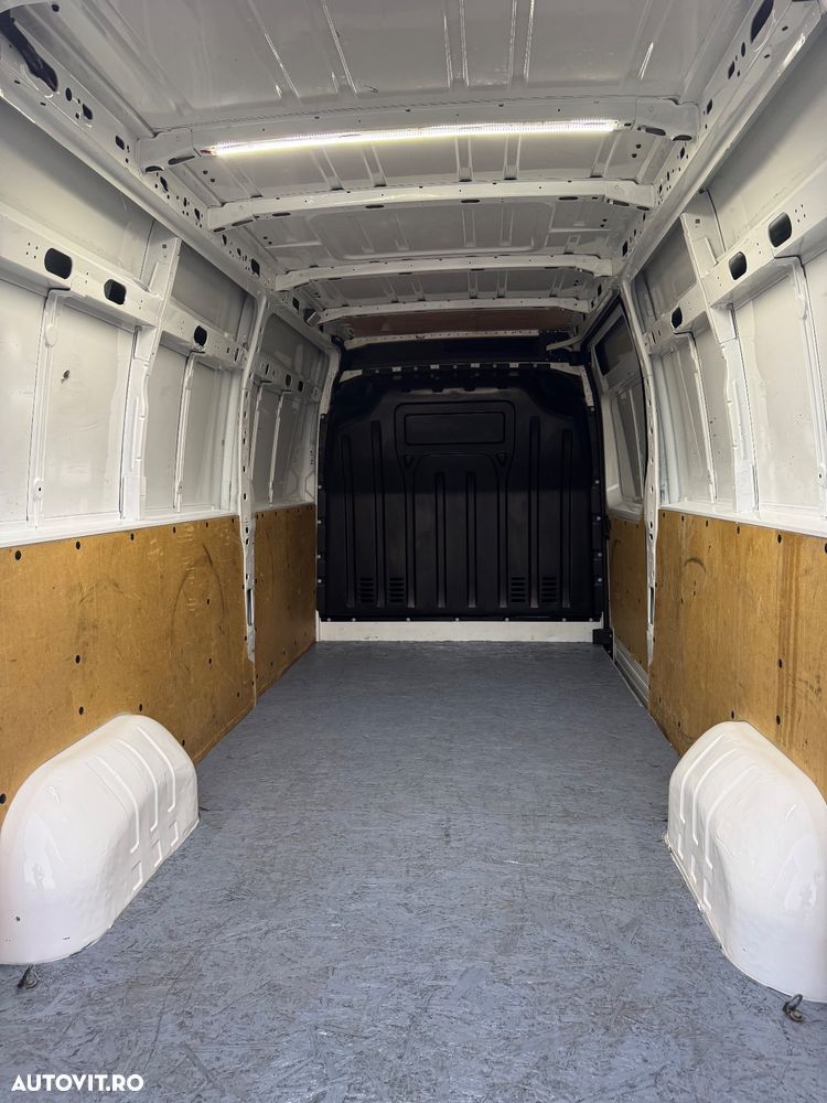 Renault Master 2018-12 - 22