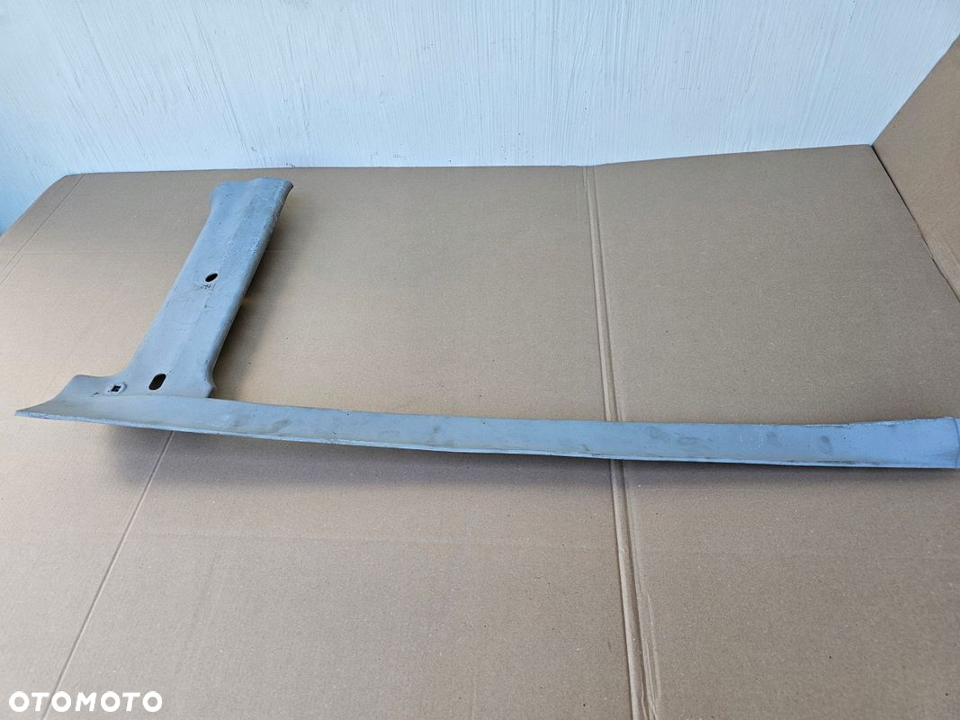 Osłona Poszycie Słupka Prawa Nad Drzwiami Vw T4 Lift multivan prawy śr - 3