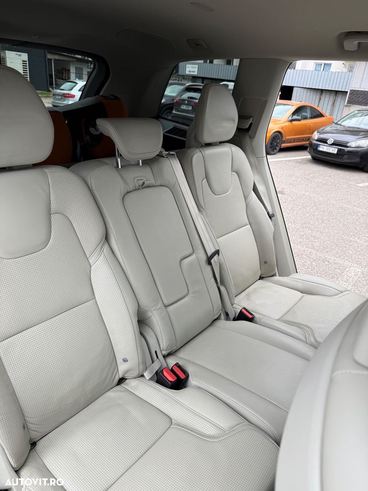 Volvo XC 90 D5 AWD Geartronic Inscription - 17