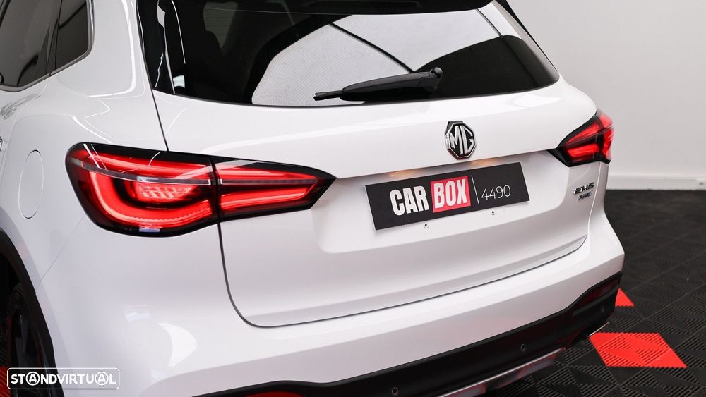 MG EHS 1.5 T-GDI Plug-in Hybrid Luxury - 24