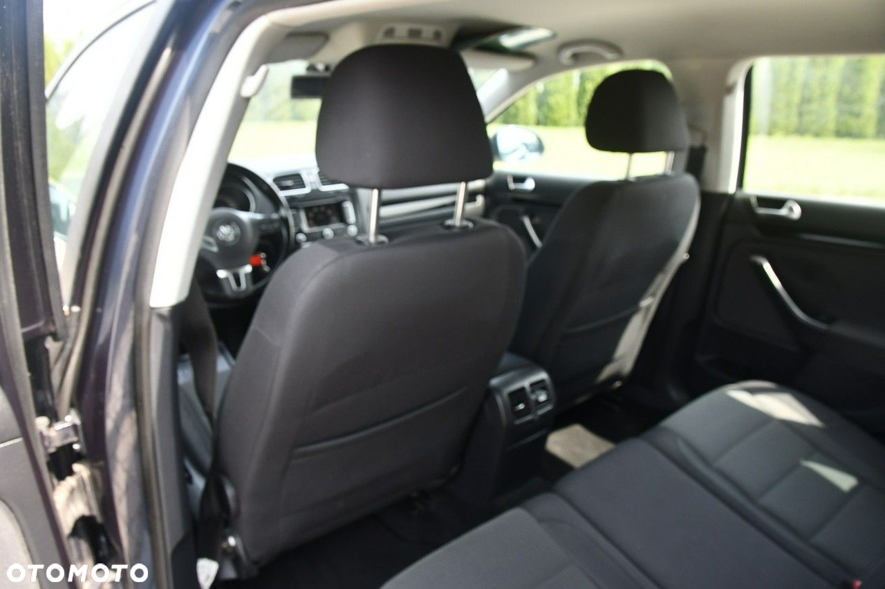 Volkswagen Golf - 20