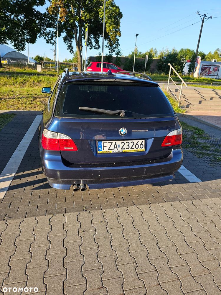 BMW Seria 5 525d - 2