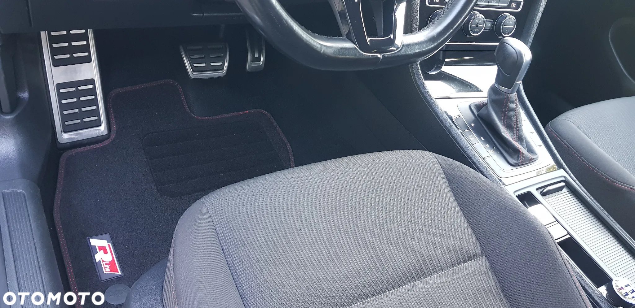 Volkswagen Golf 2.0 TDI DSG Sound - 22