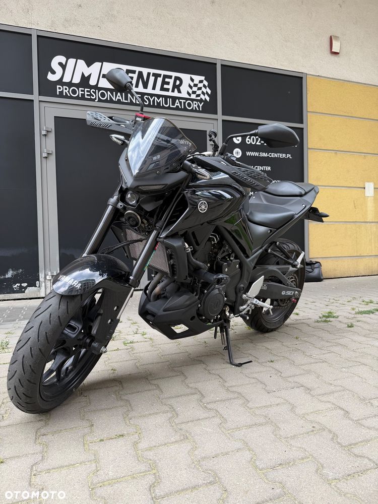 Yamaha MT - 7