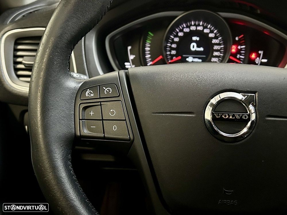 Volvo V40 2.0 D2 Momentum - 11