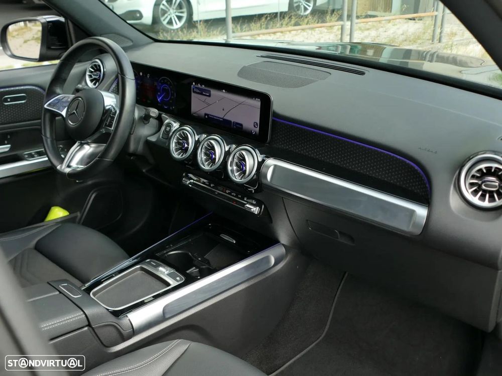 Mercedes-Benz EQB 300 4Matic Progressive - 31
