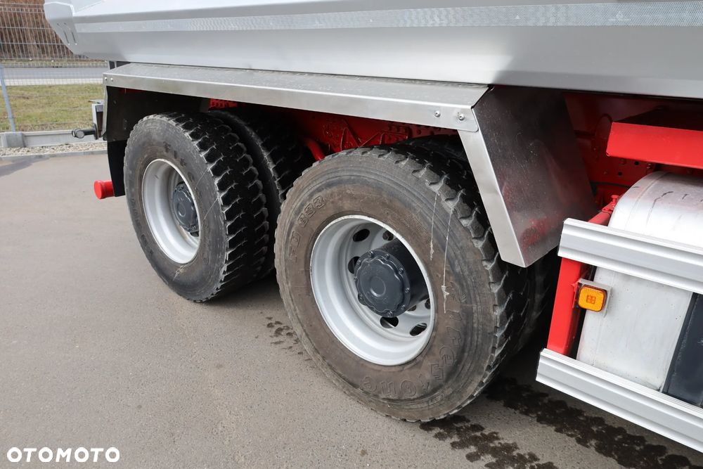 MAN TGX - 13