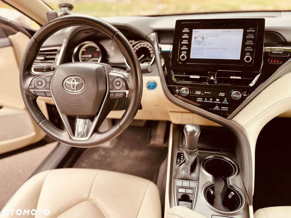 Toyota Camry 2.5 Hybrid Prestige CVT - 26