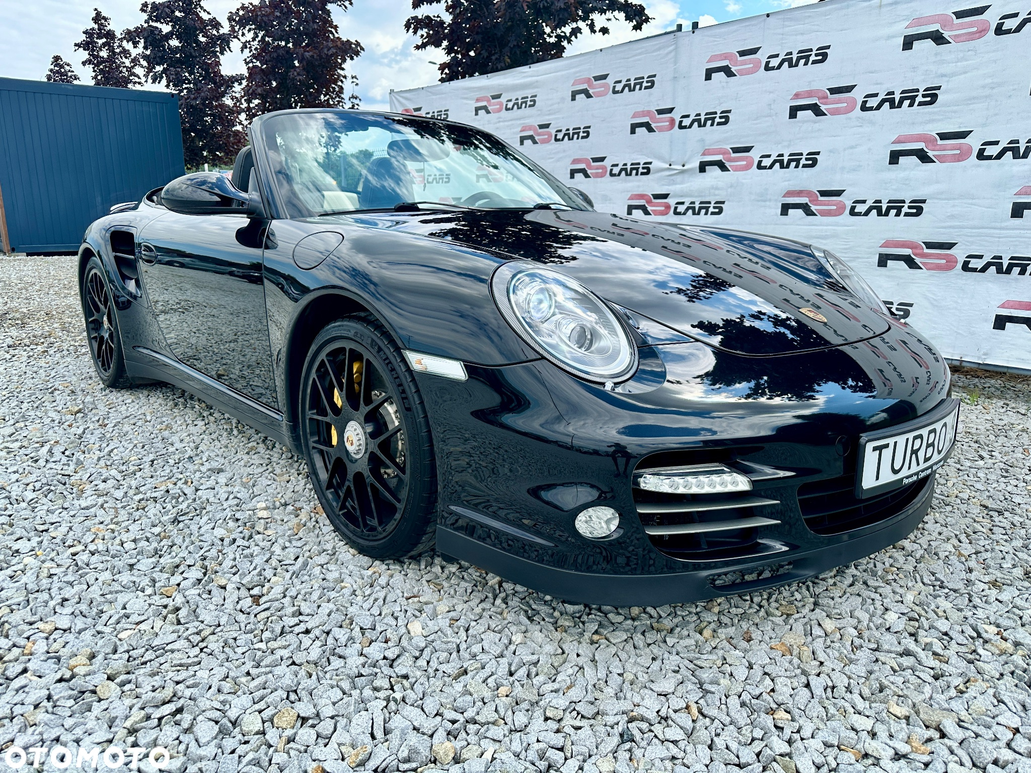 Porsche 911 Turbo S Cabrio - 35
