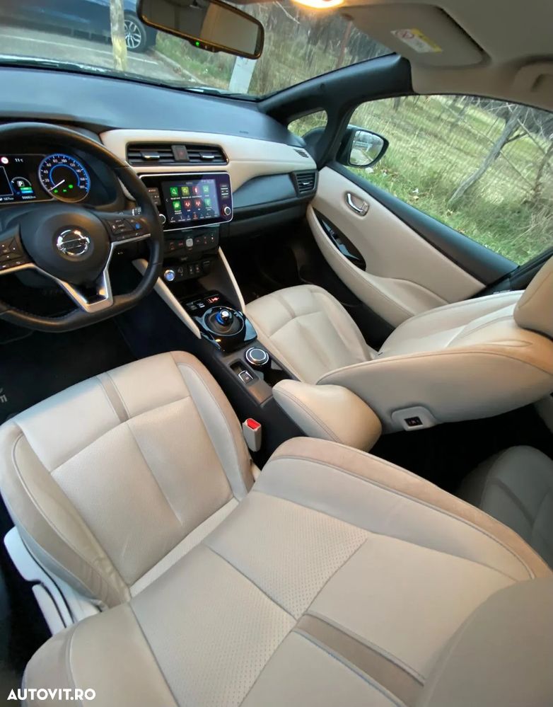 Nissan LEAF Tekna - 4