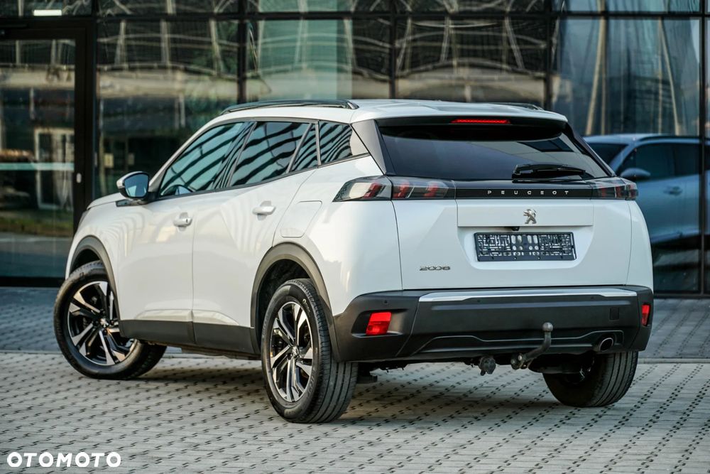 Peugeot 2008 - 13
