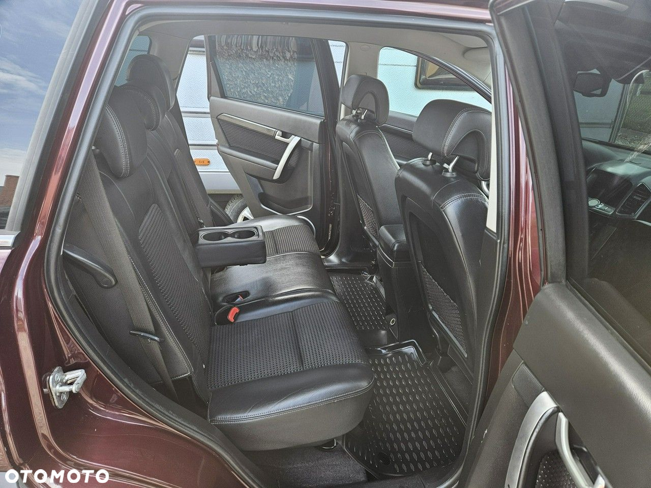 Chevrolet Captiva - 12
