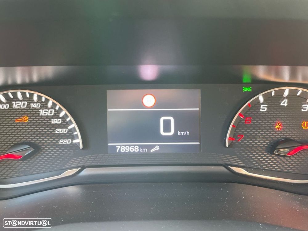 Peugeot 2008 1.2 PureTech Allure - 3