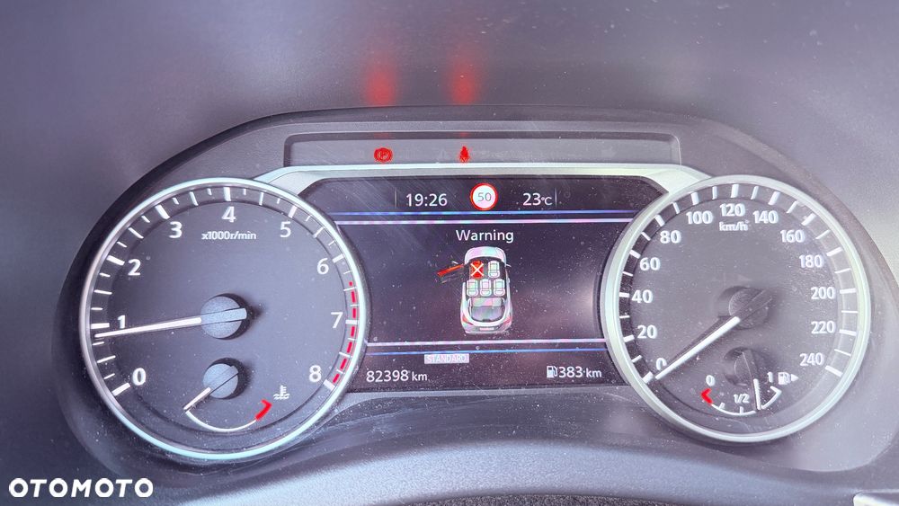 Nissan Juke 1.0 DIG-T Tekna - 4
