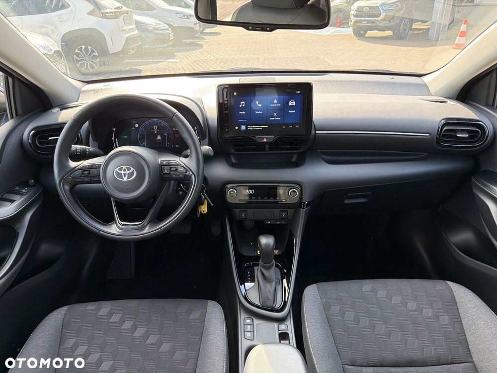 Toyota Yaris Hybrid 1.5 Style - 8
