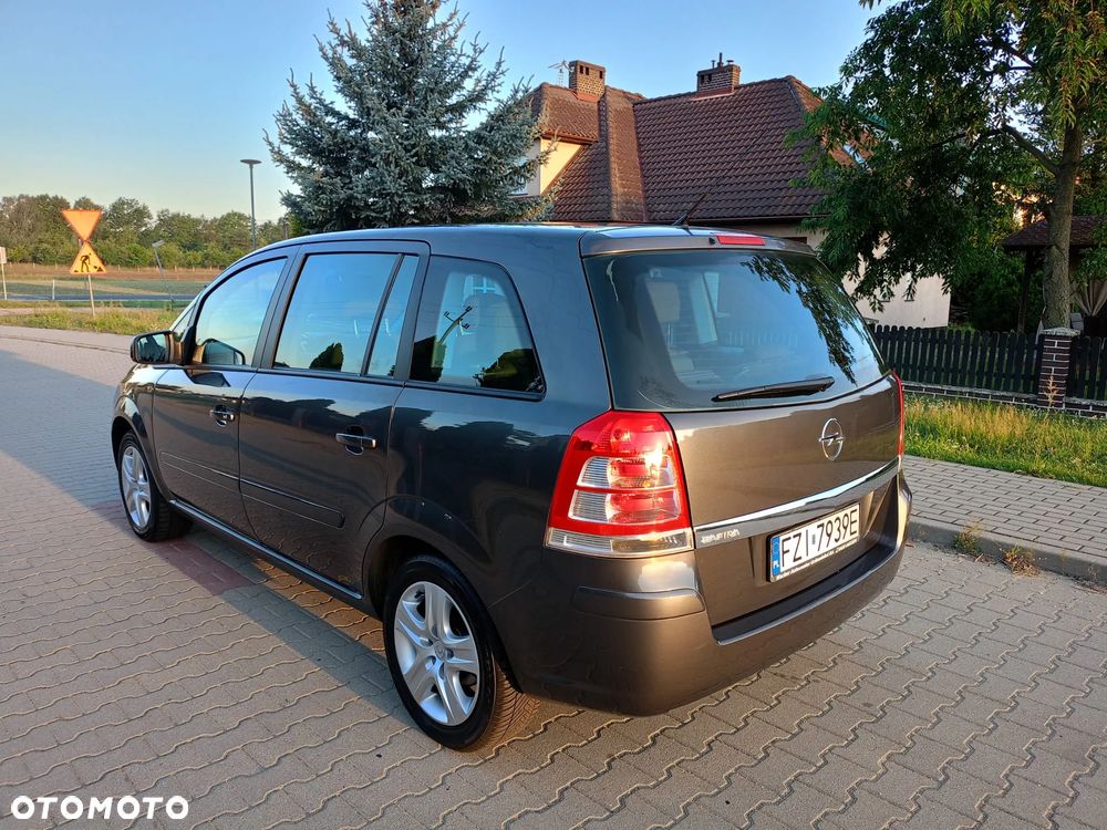 Opel Zafira - 7