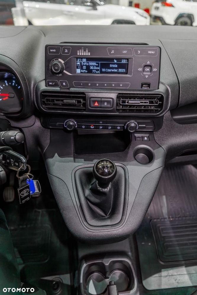 Toyota Proace City - 35