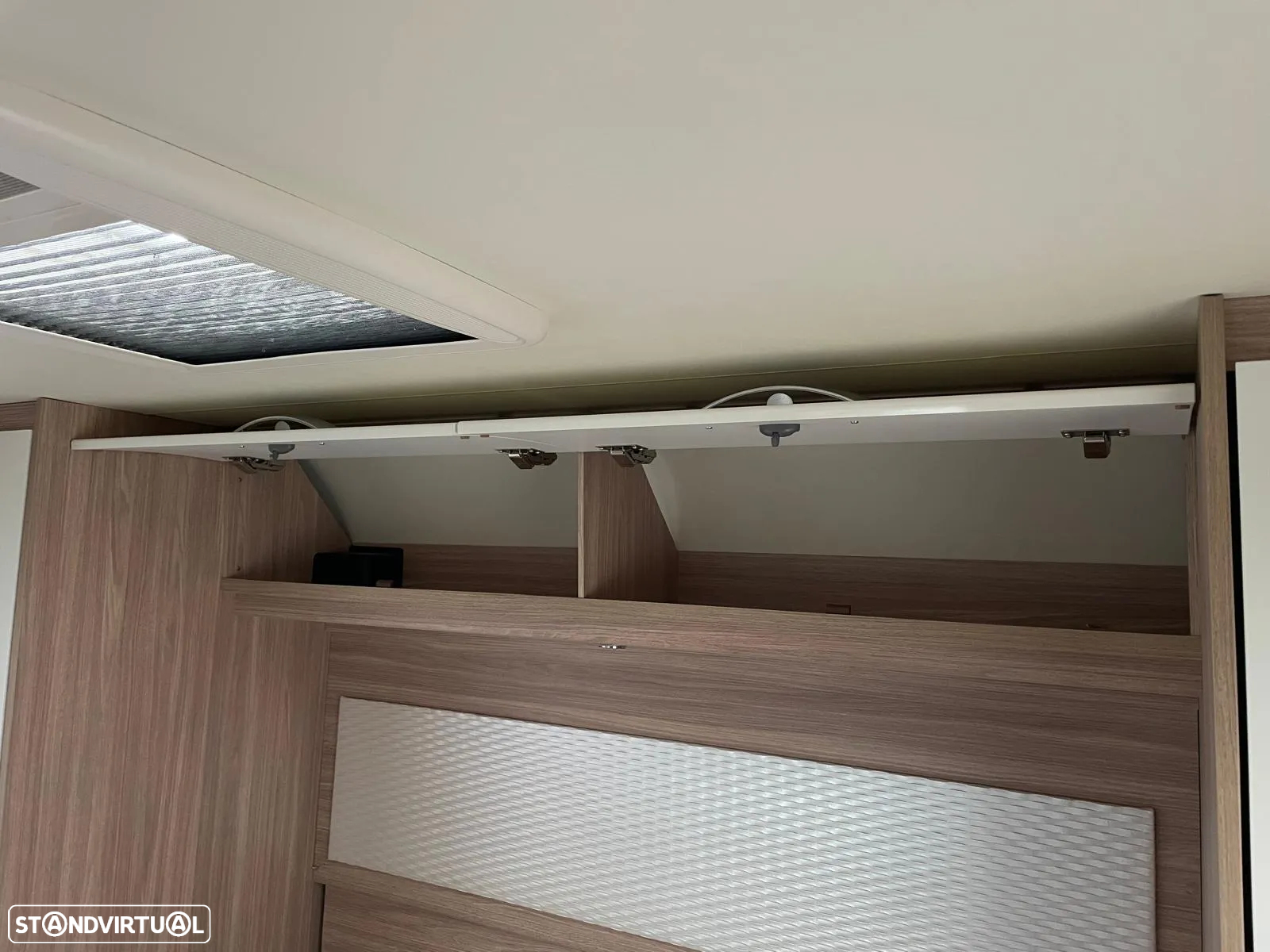 Burstner Lyseo Time Fidelity - Autocaravana c/Camas Central e Elevatória - 49