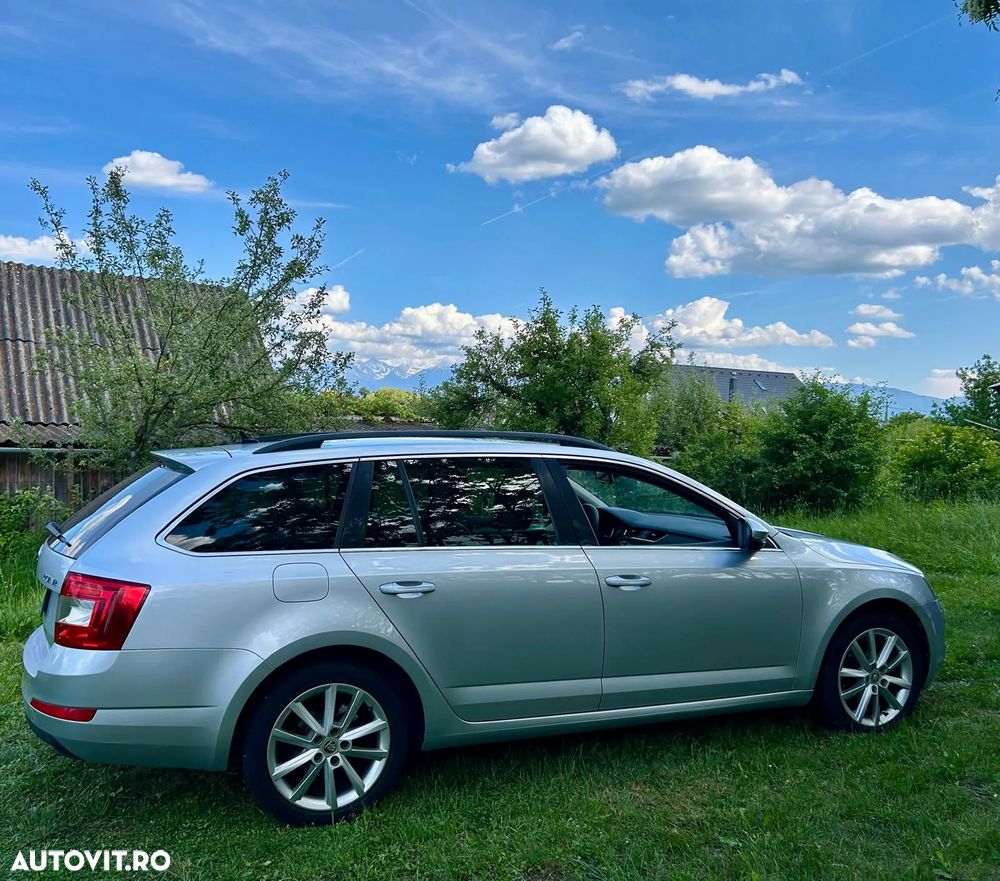 Skoda Octavia 1.6 TDI DSG Style - 7