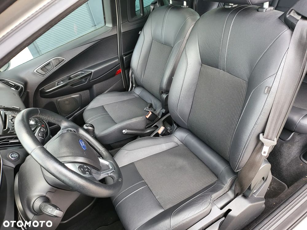 Ford B-MAX 1.0 EcoBoost Titanium - 24