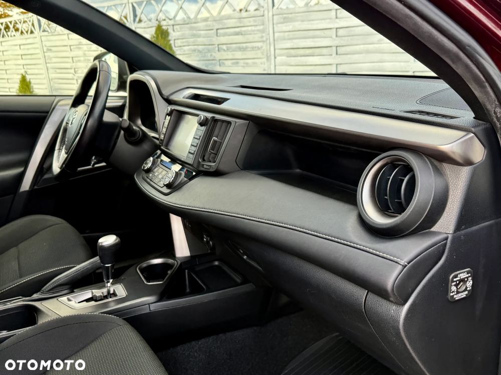 Toyota RAV4 Hybrid Premium 4x4 - 18