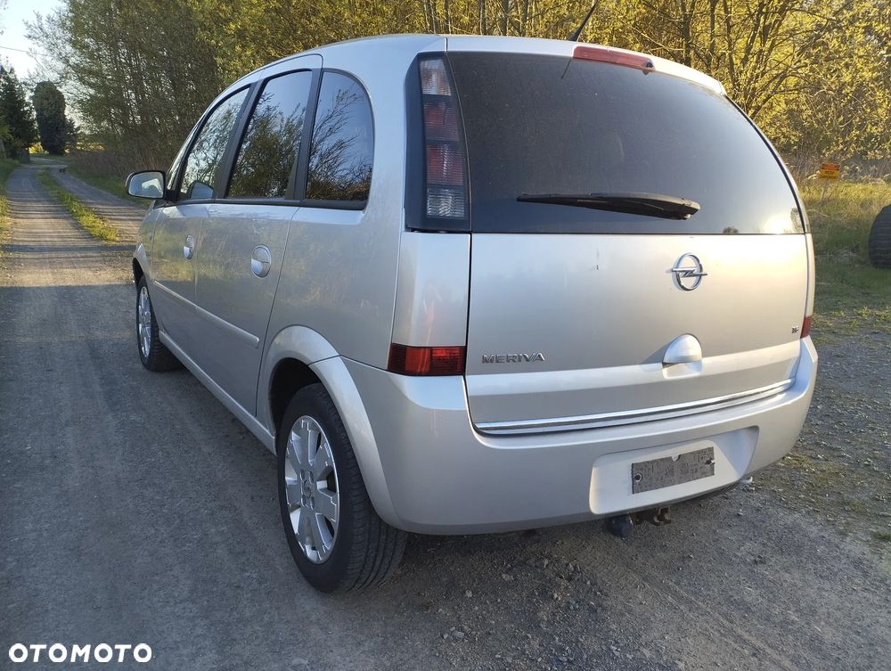 Opel Meriva - 17
