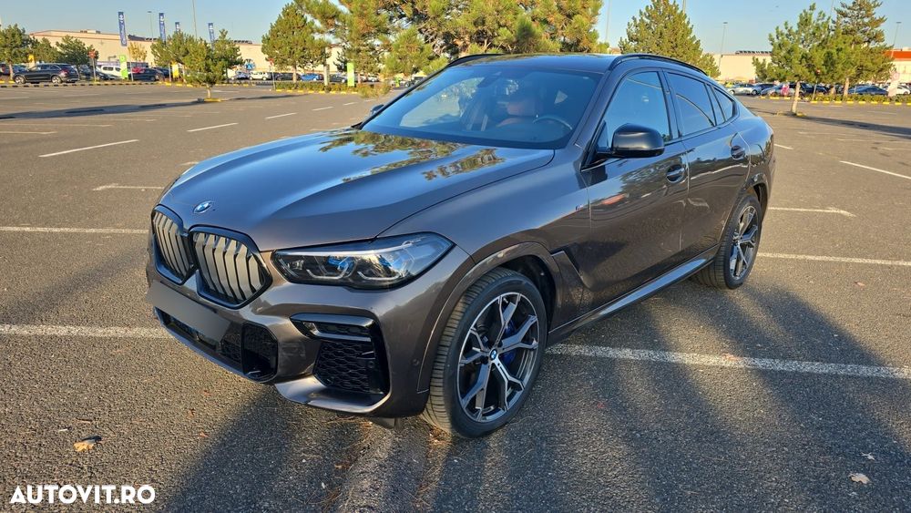 BMW X6 M M50i - 11