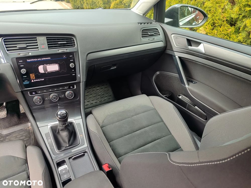 Volkswagen Golf 1.5 TSI ACT OPF Highline - 26