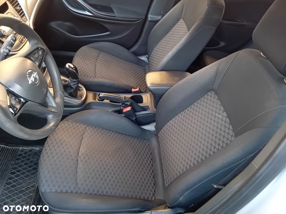 Opel Astra 1.6 CDTI Enjoy - 16