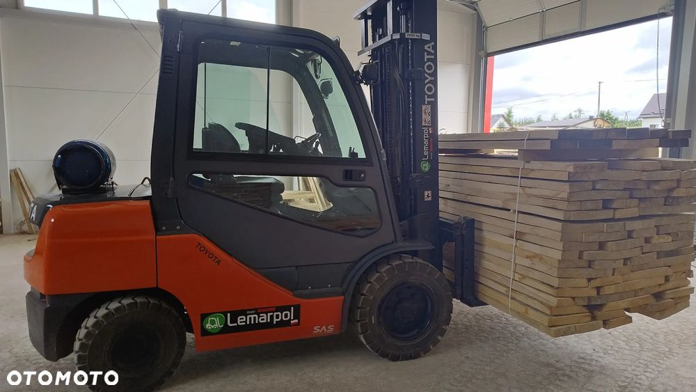 Toyota 02-8FGF30 - 28