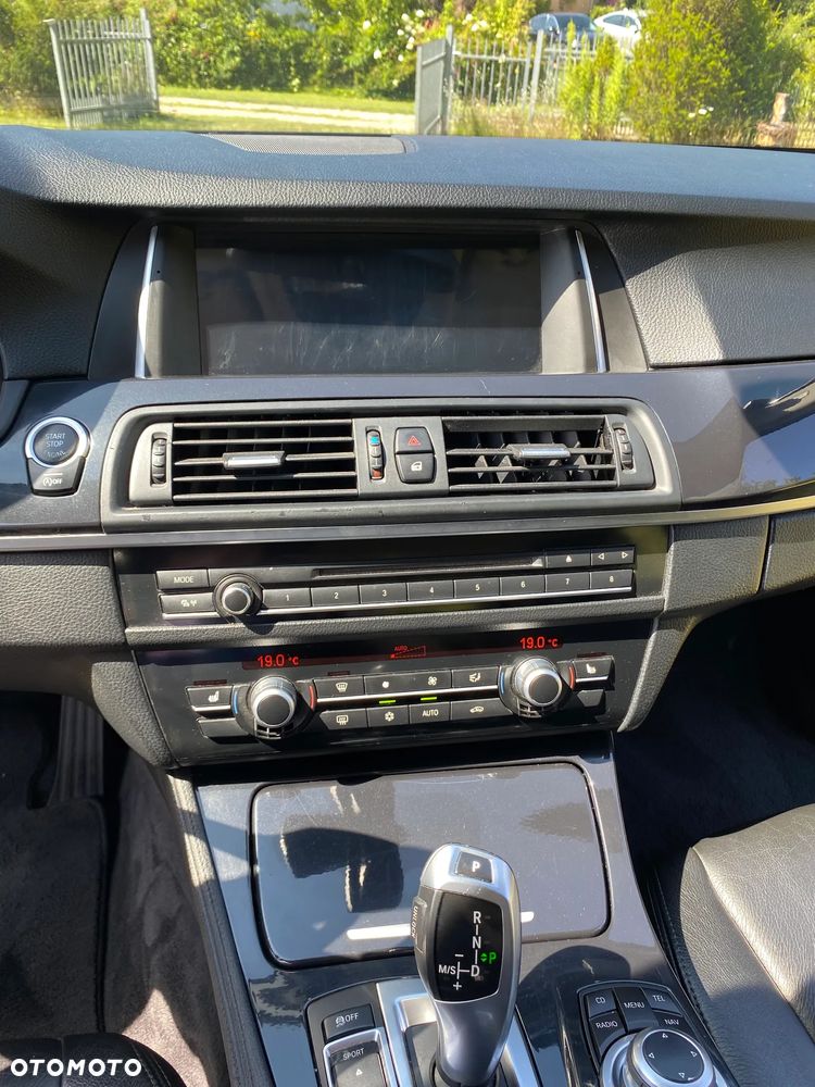 BMW Seria 5 520d - 8