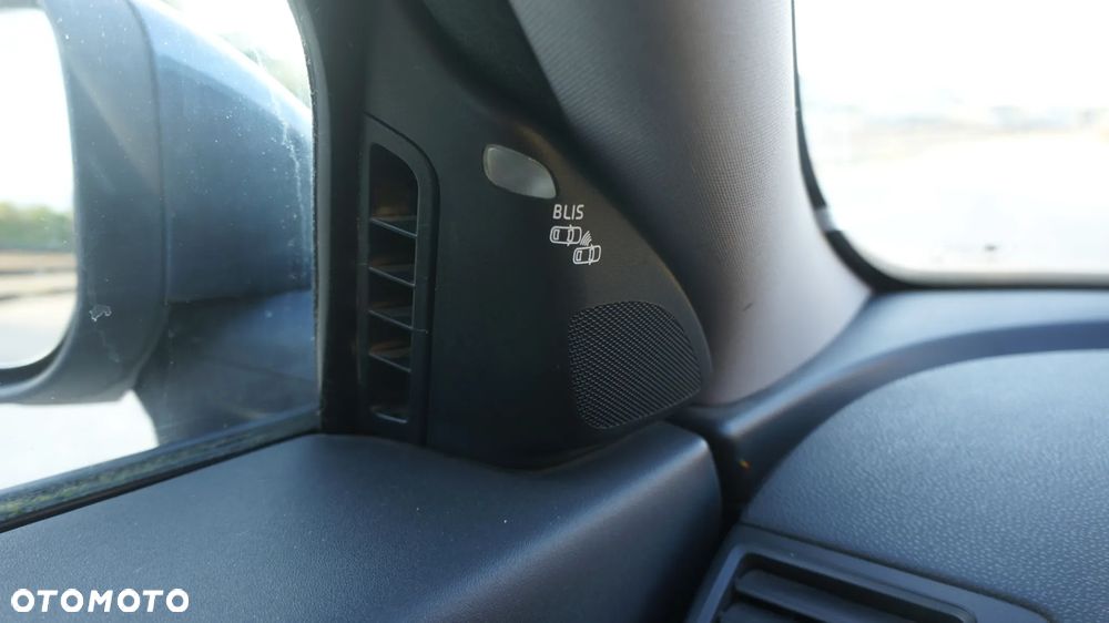 Volvo V50 D2 Momentum - 12