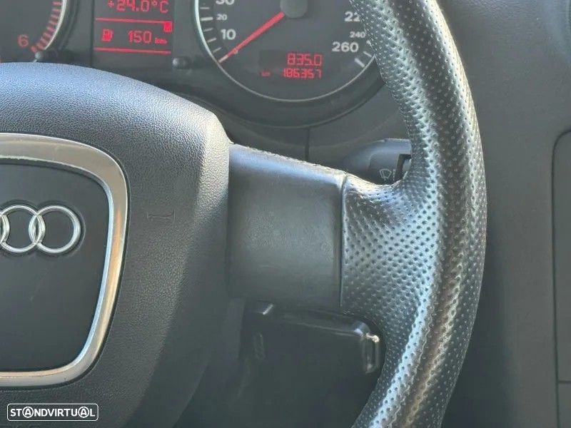 Audi A3 Sportback 1.9 TDi Sport - 9