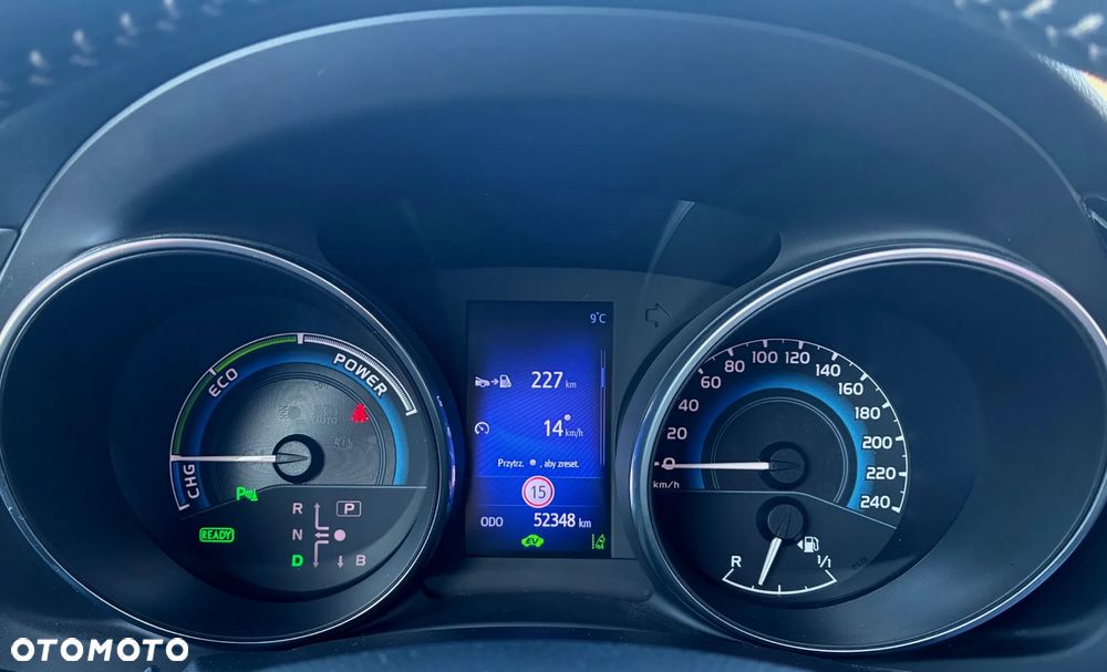 Toyota Auris Hybrid 135 Prestige - 12