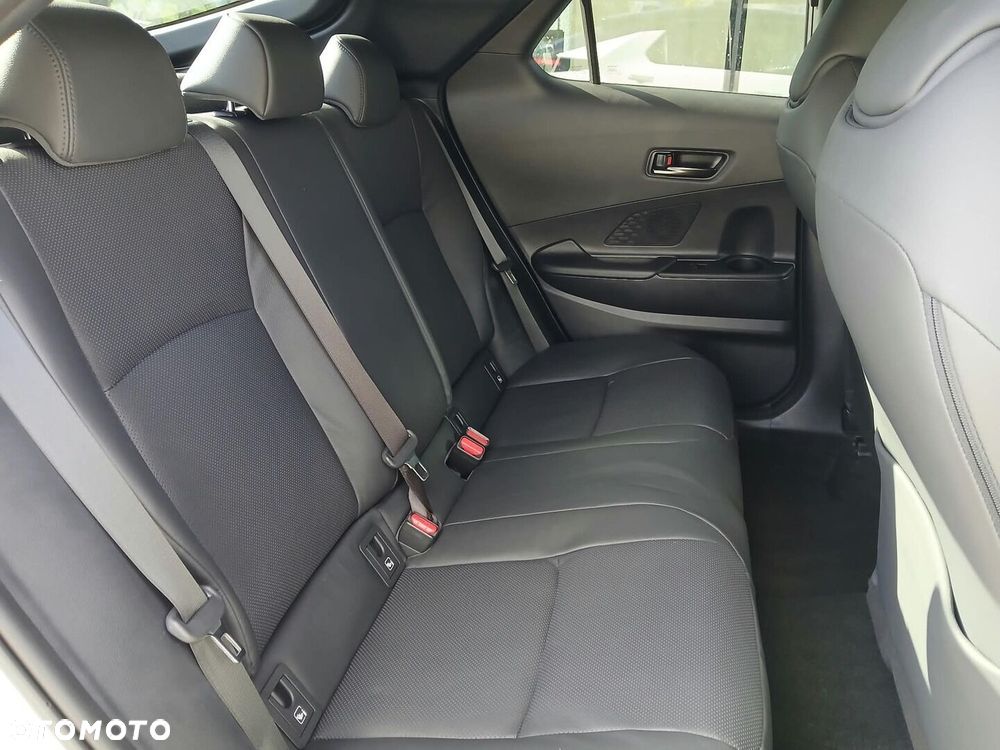Toyota C-HR 2.0 Hybrid Dynamic Force Executive AWD - 24