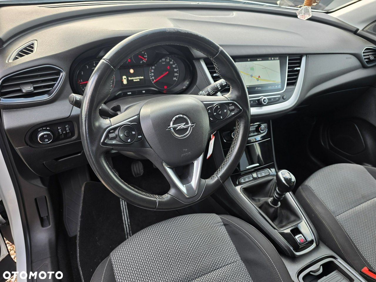 Opel Grandland X 1.2 Start/Stop 120 Jahre - 19