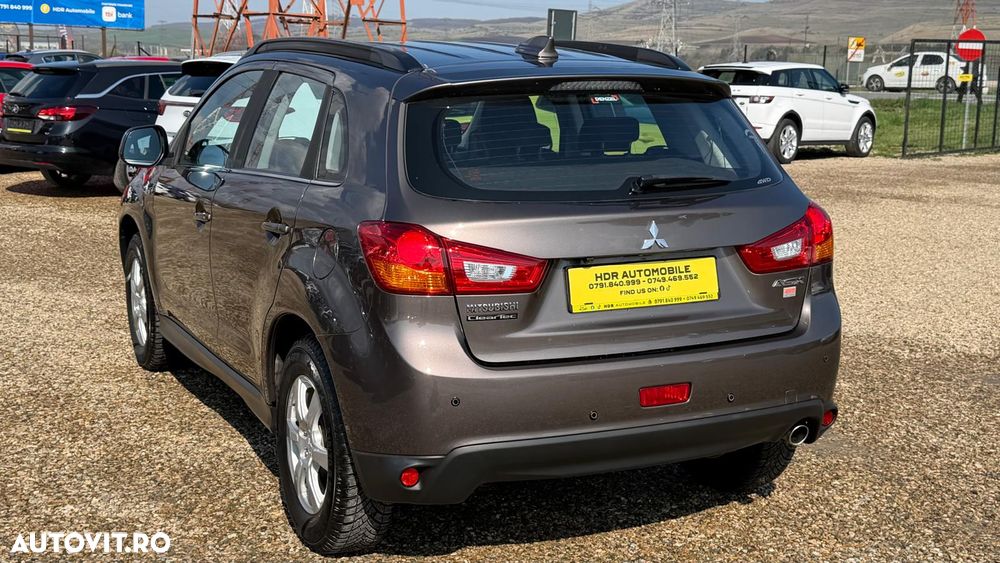 Mitsubishi ASX - 14