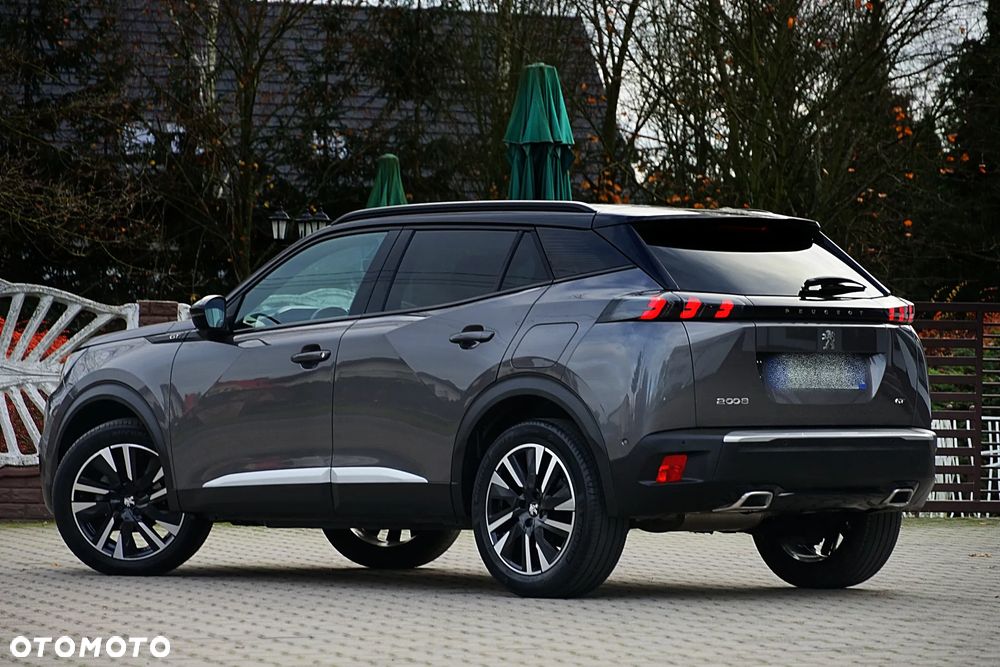 Peugeot 2008 PureTech 130 EAT8 GT - 18