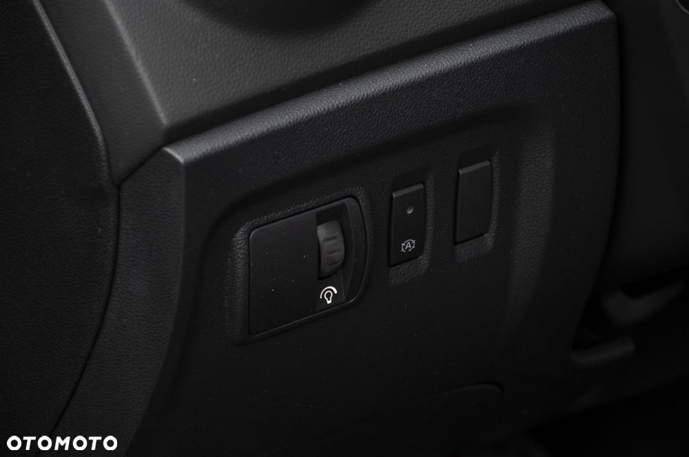 Renault Captur ENERGY TCe 120 EDC LIMITED - 32