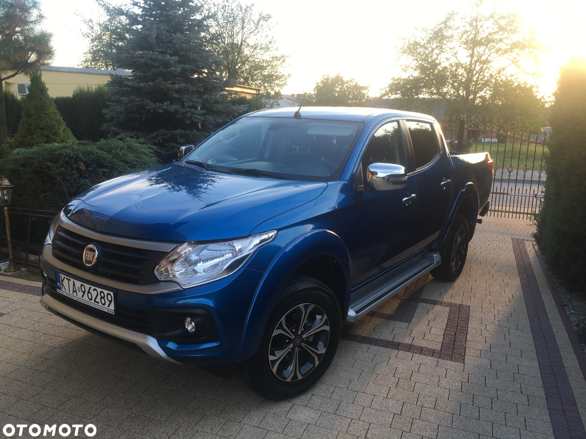 Fiat Fullback 2.4 MJ DC LX Gold + - 4