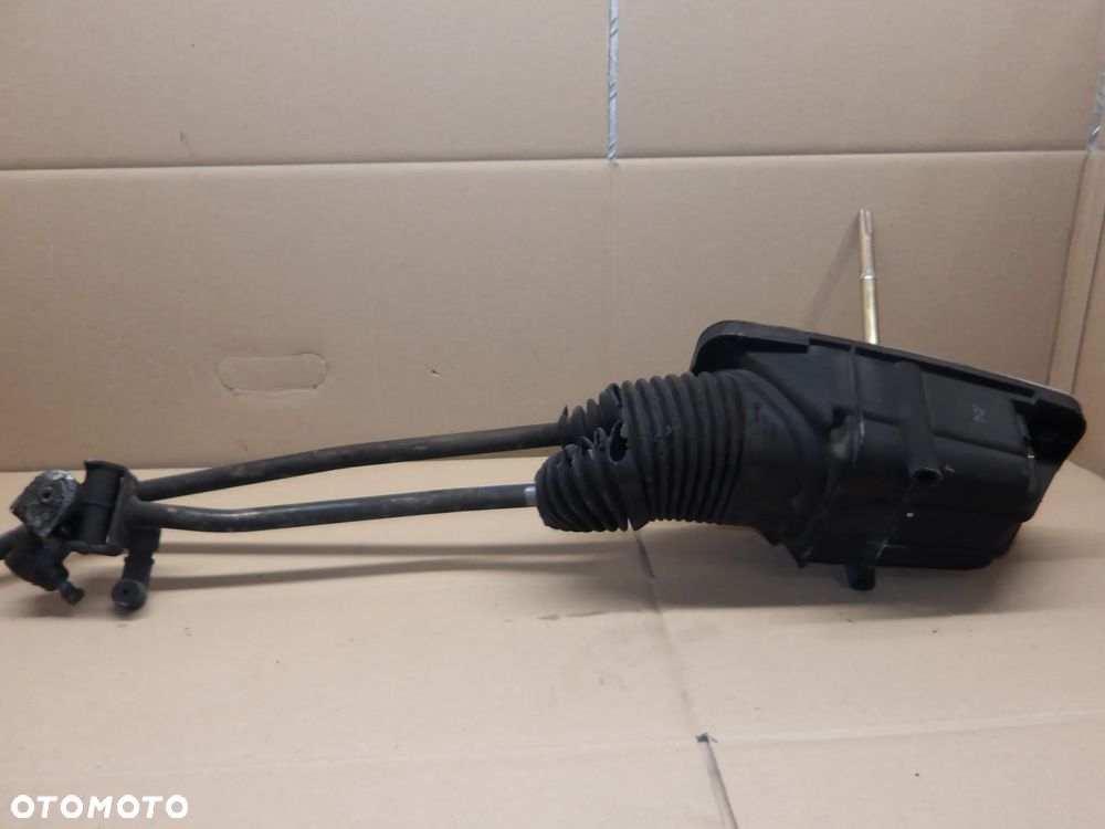 AUDI A4 B6 01-04 KOMBI LEWAREK WYBIERAK ZMIANY BIEGÓW 8D0711167 - 4