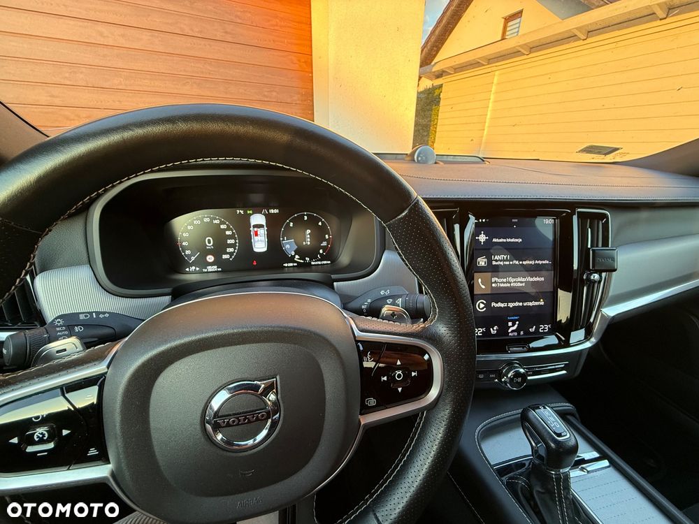 Volvo S90 D5 AWD R-Design - 8