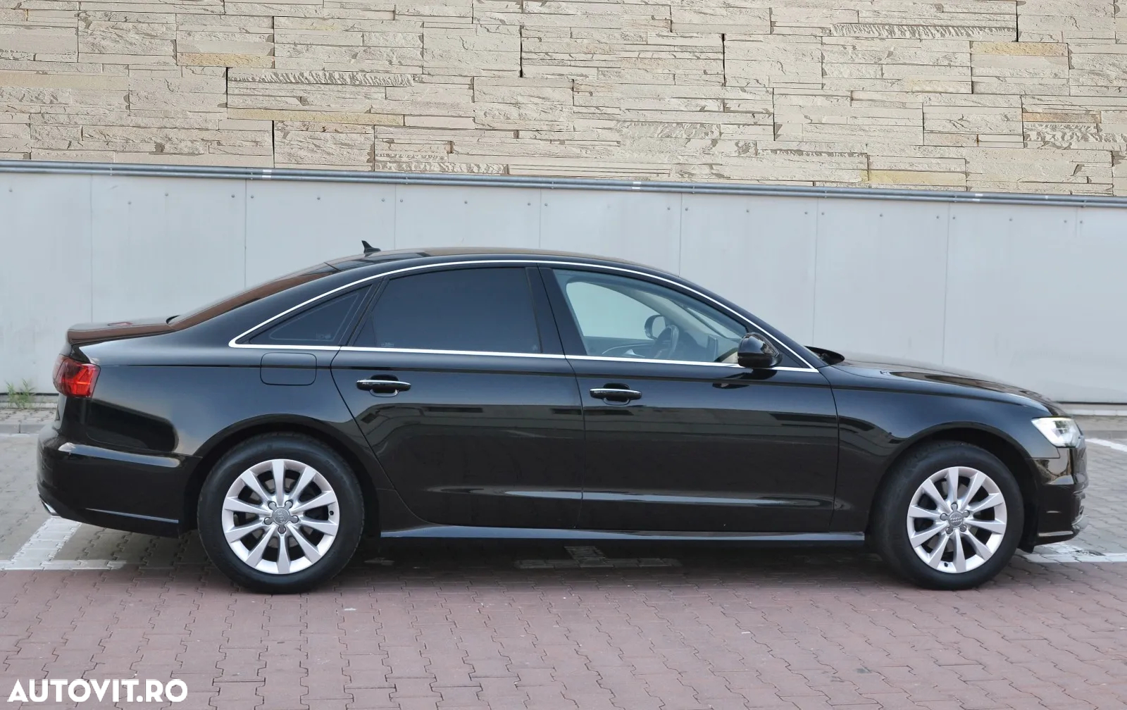 Audi A6 2.0 TDI Ultra S tronic - 23