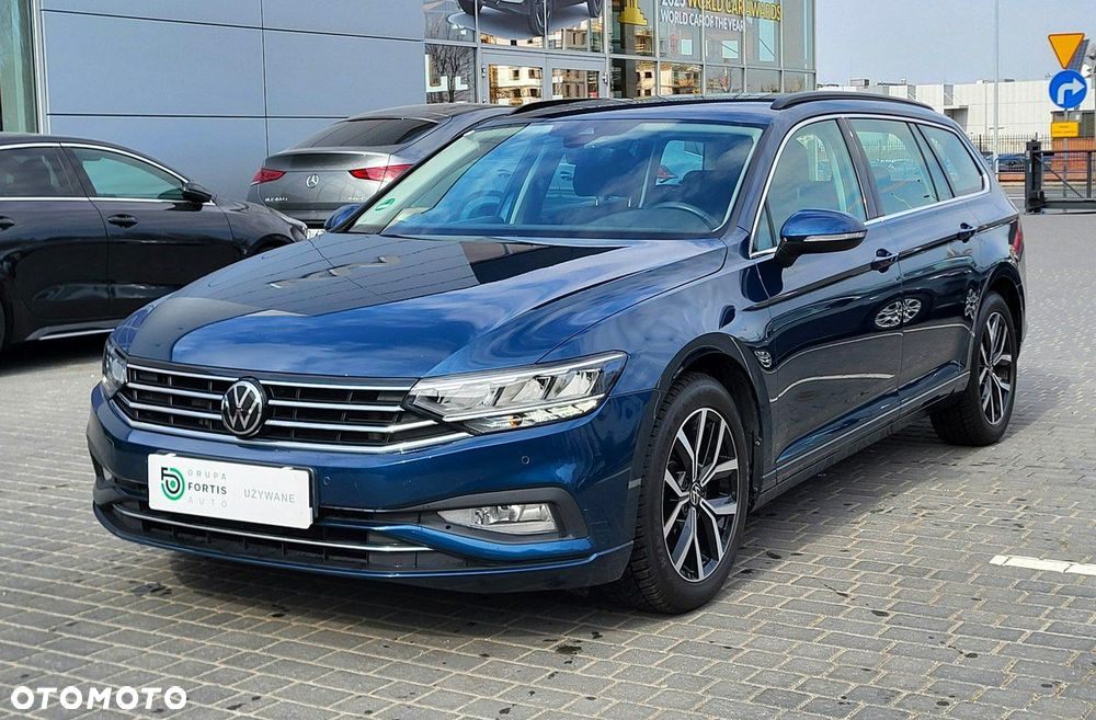 Volkswagen Passat - 9
