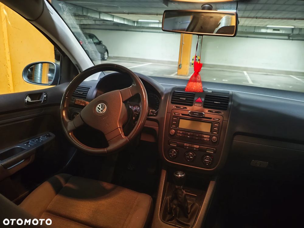 Volkswagen Golf V 1.9 TDI Trendline - 8